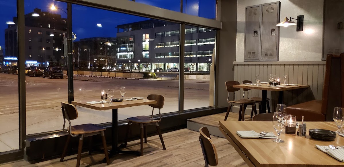 Poke The Bear Bar & Grill - Hotel Northland - Green Bay